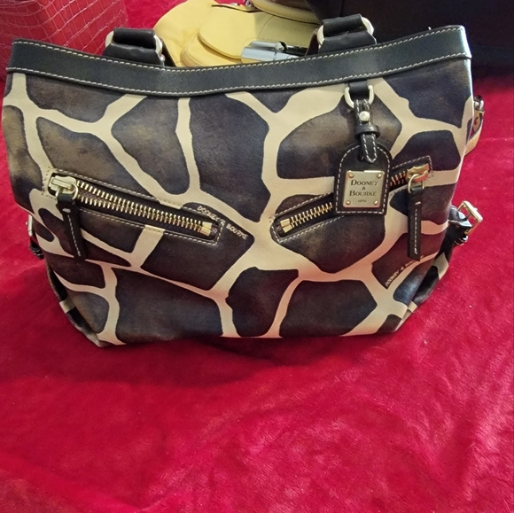 Dooney and Bourke Bag - Picture 5 of 5